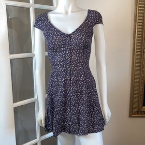 AMERICAN EAGLE Navy Floral Print Dress